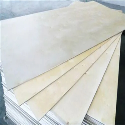 Gebleichtes Pappelsperrholz